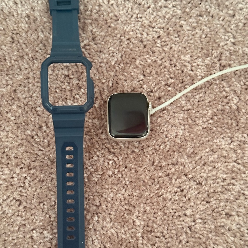 Apple Watch 38mm SE with Blue Strap